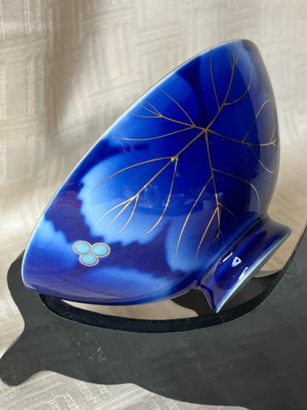 Vintage Fukagawa Seiji Cobalt Blue & Gold Grape Leaf Footed Bowl